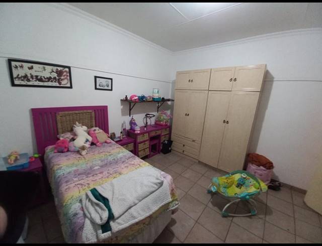 3 BEDROOM HOUSE FOR SALE IN PRETORIA GARDENS